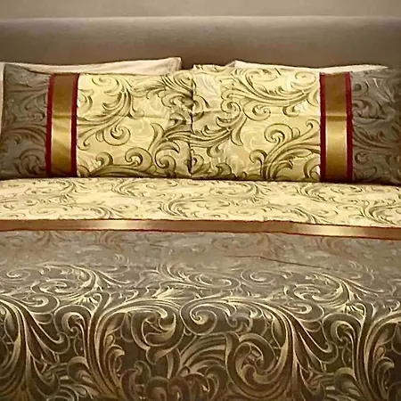 Lovely And Cozy In The Position Апартаменты