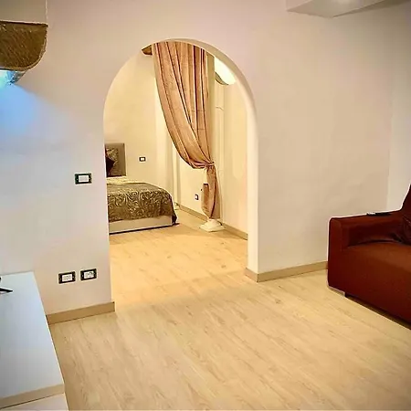 Lovely And Cozy In The Position Флоренция