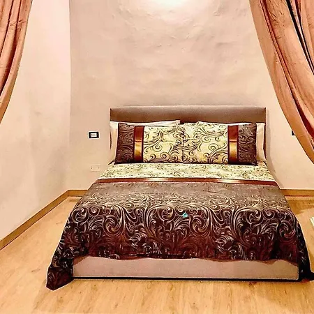 Lovely And Cozy In The Position * Флоренция