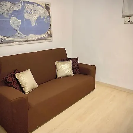 Апартаменты Lovely And Cozy In The Position