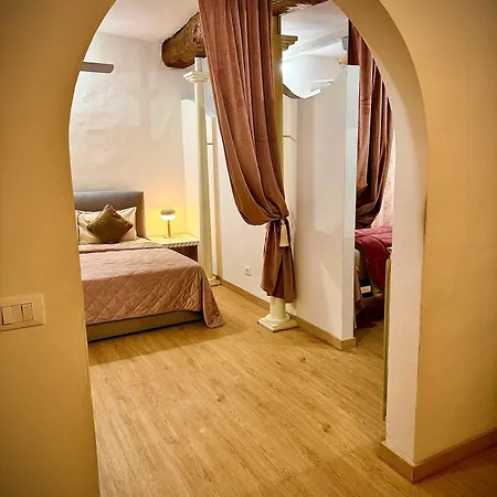 Апартаменты Lovely And Cozy In The Position